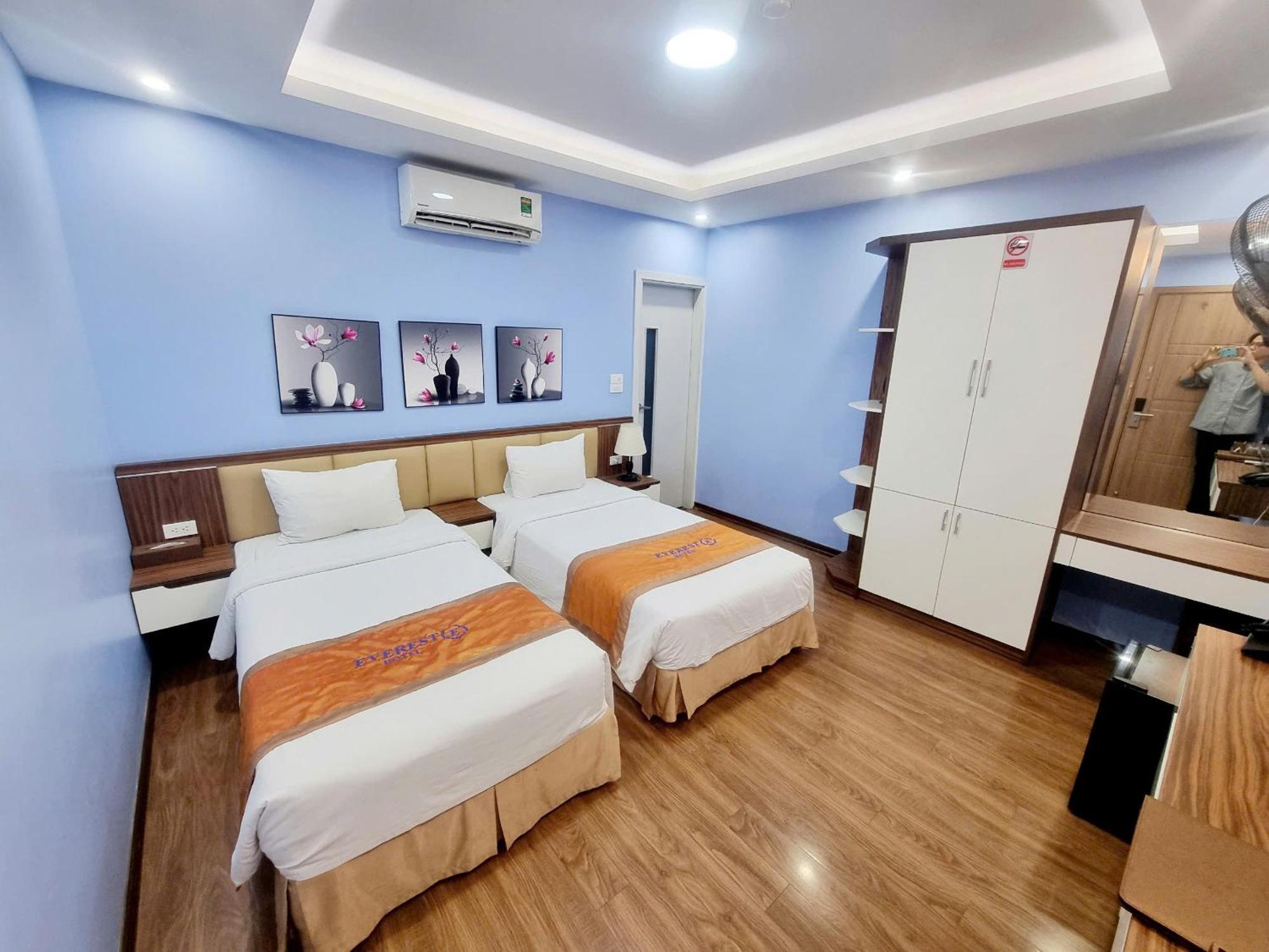 Everest Hotel Hanoi Exteriör bild