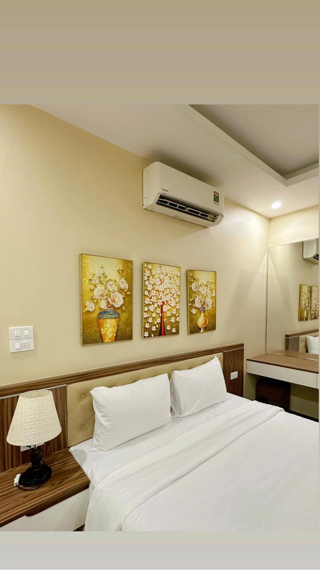 Everest Hotel Hanoi Exteriör bild