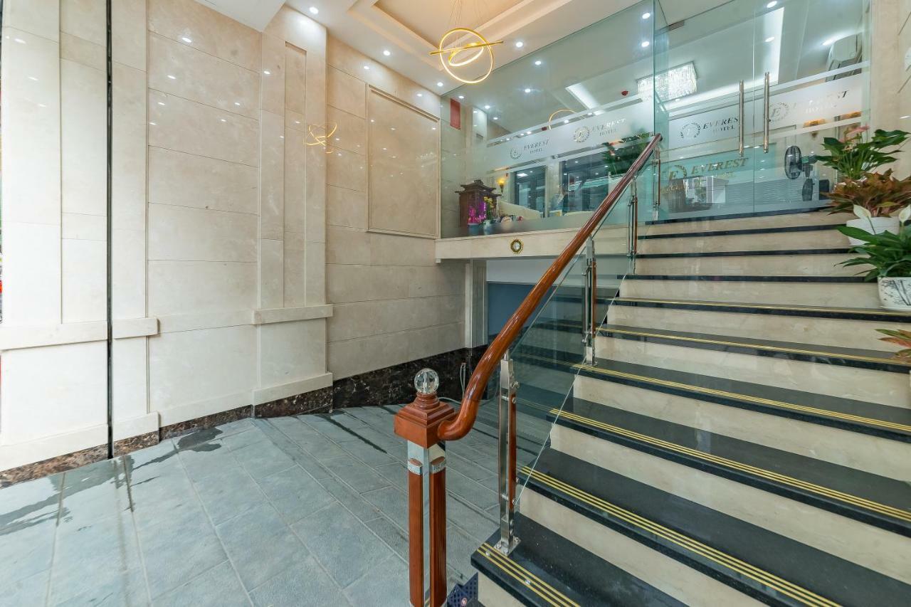 Everest Hotel Hanoi Exteriör bild